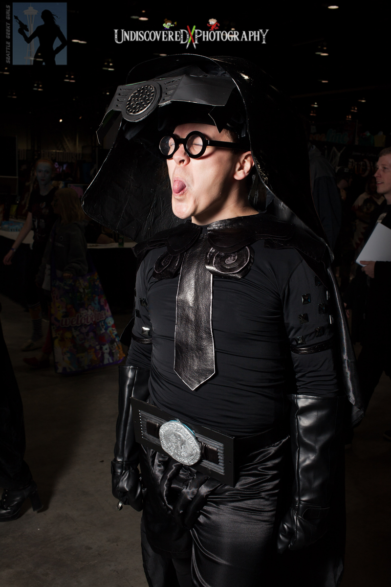 Illustration for article titled Even More Mind-Blowing Cosplay From Calgary Expo 2014!